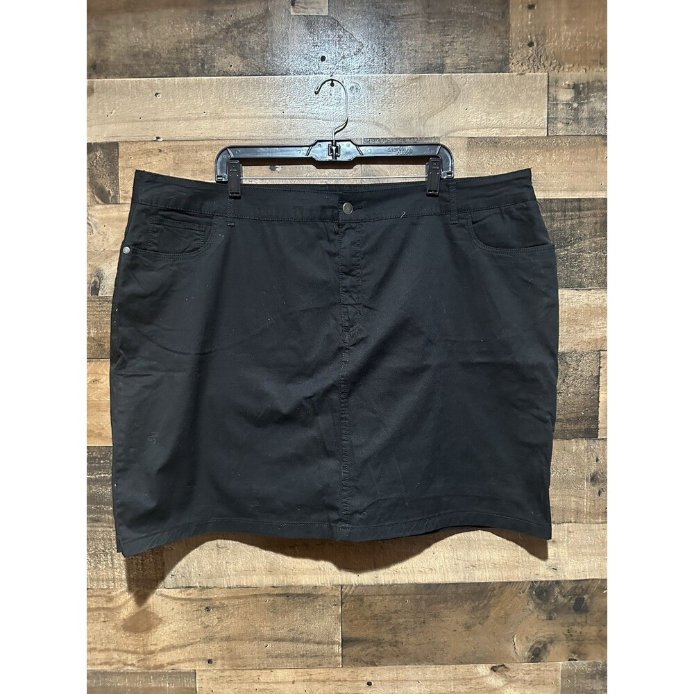 Croft and Barrow Classic Fit 24W Black Skort Womens Denim